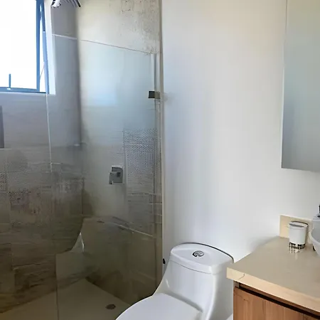 Apartment Brand New Pool & Views *