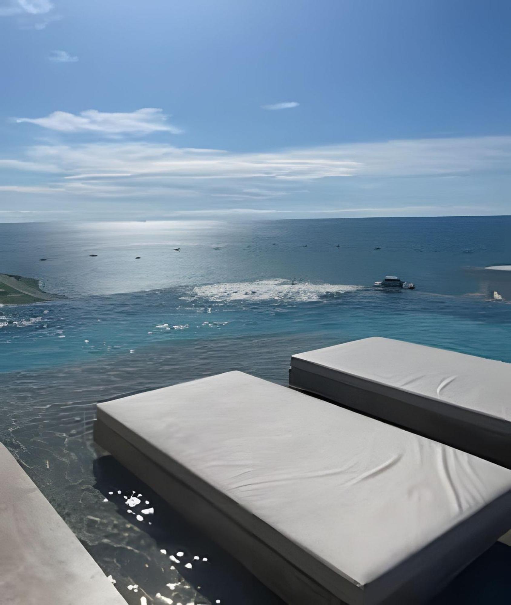 Brand New Pool & Views *